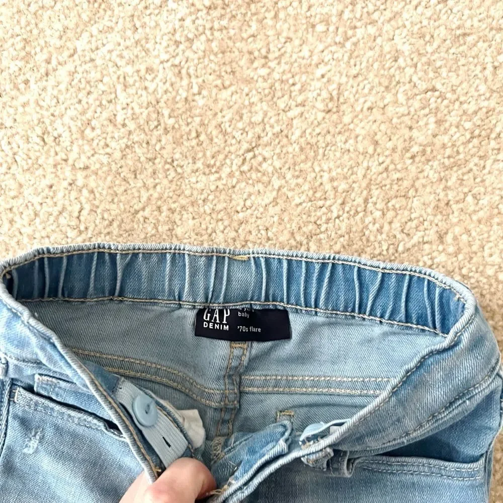 Baby GAP Distressed ‘70s Flare Jeans Toddler Girl size 4